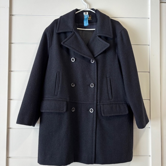 Gallery by Fennelli Jackets & Blazers - Vintage Gallery by Fennelli navy double breasted pea coat wool blend